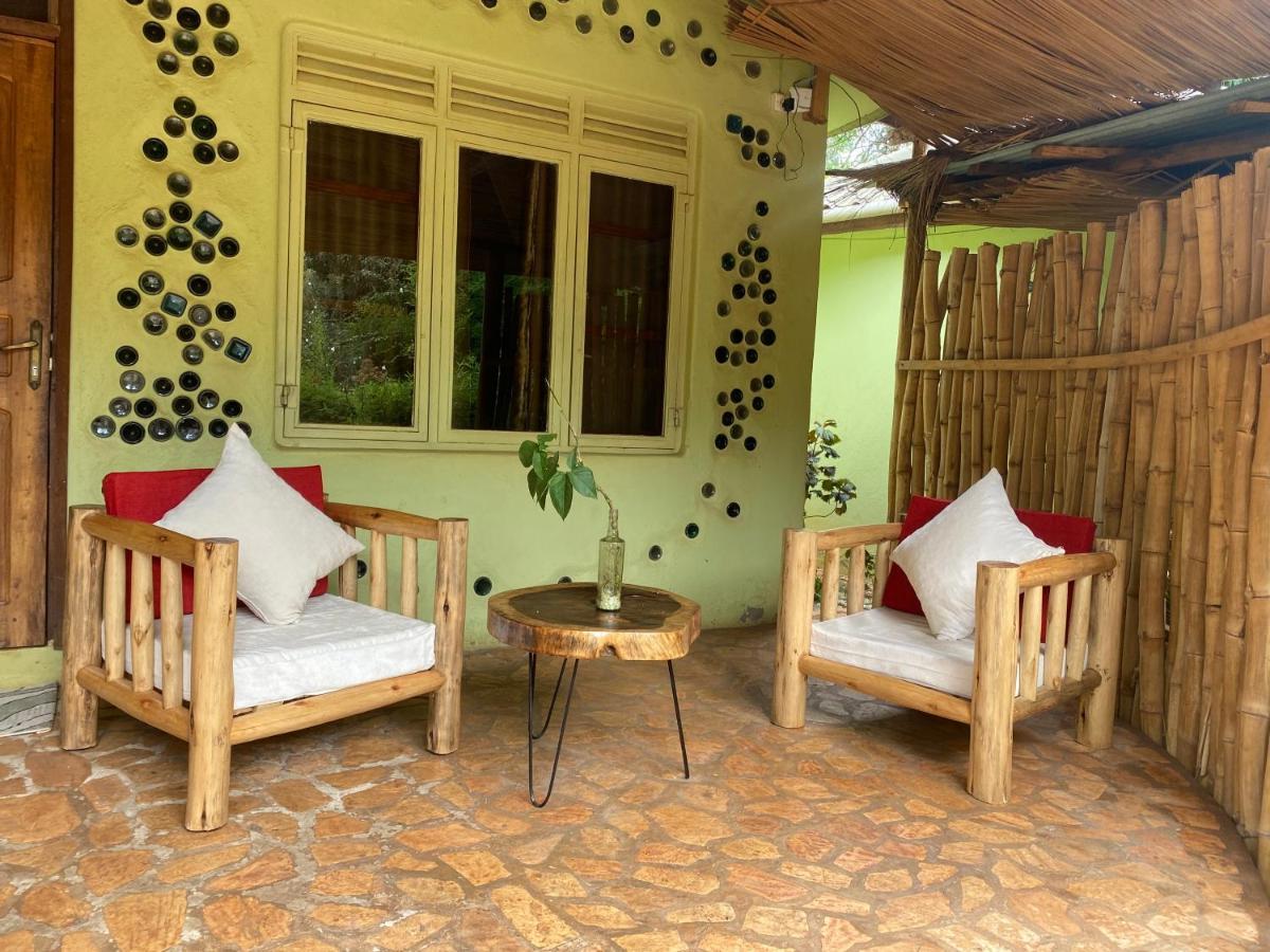 Afro Smile Hotel & Guest House - Jinja Exterior foto